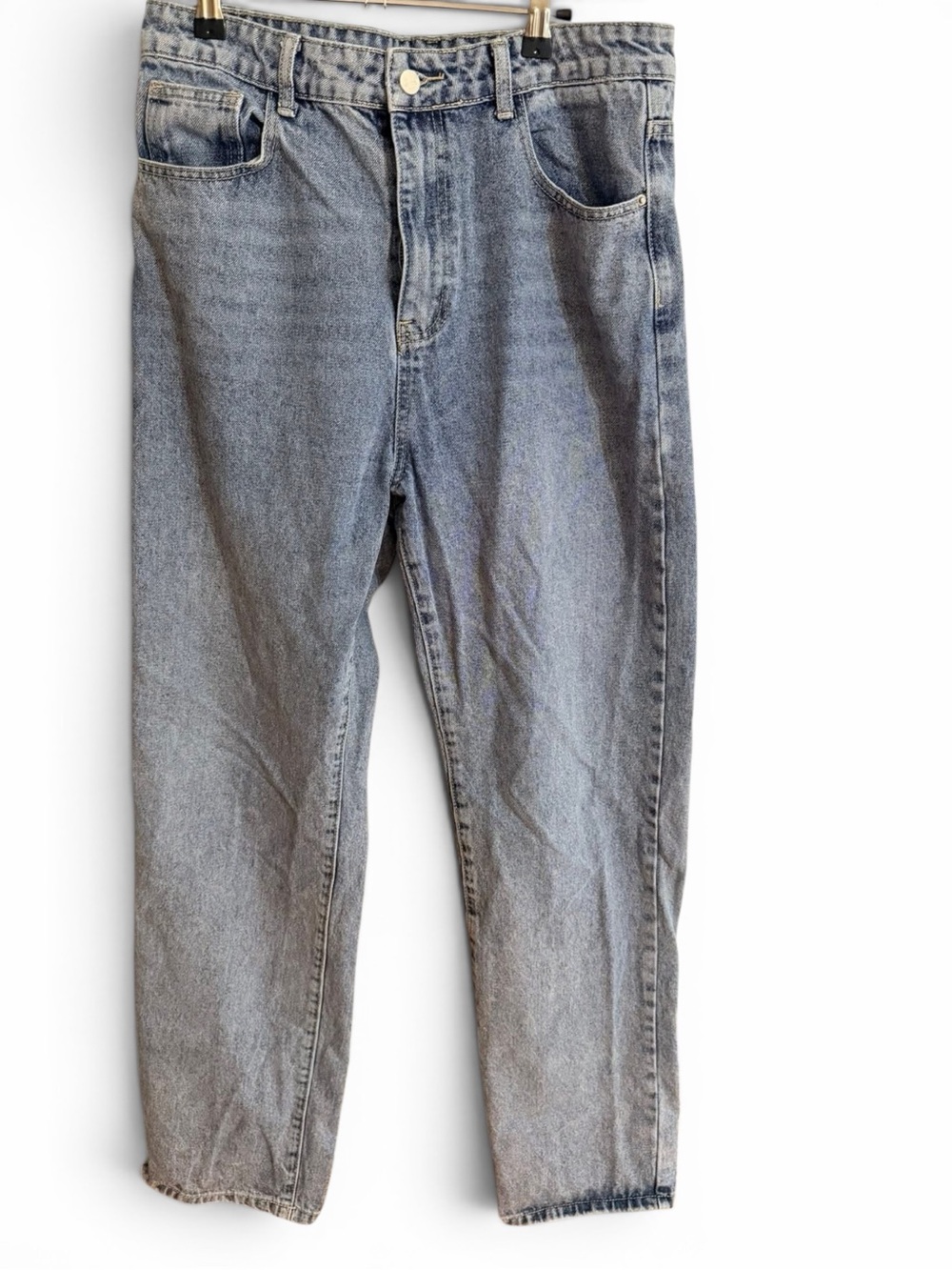 Women's Light Wash Boyfriend Jeans - Relaxed Fit